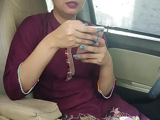 Desi HD Lovemaking Video of Shy Girl Hard Fucked by boyfriend in video call in railway carriage outdoor Hindi audio